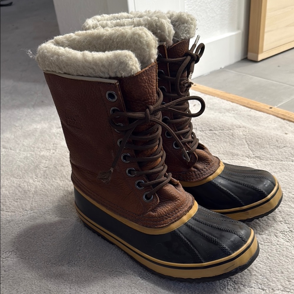 Sorrel Brown Leather Winter Boots with Fur Lining